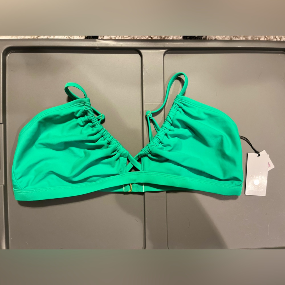 Shade & Shore Green Adjustable Coverage Bikini Top